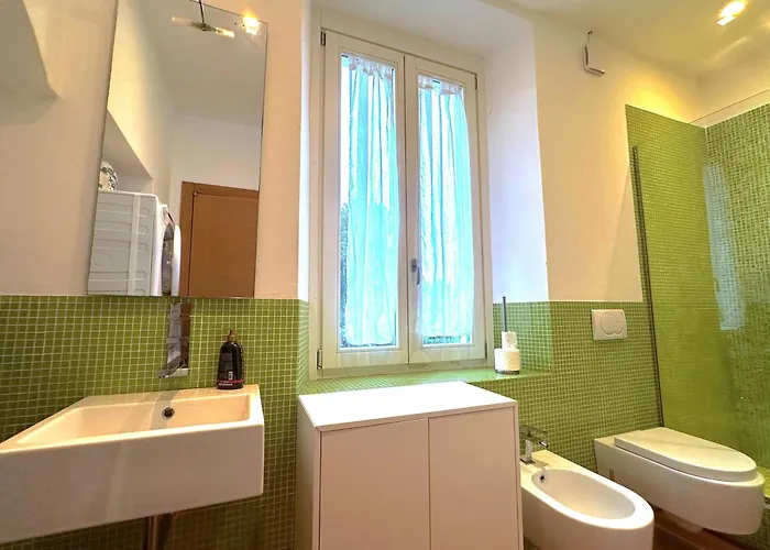 Vista Sui Colli Di Ai Piedi Di Citta Alta Apartamento *