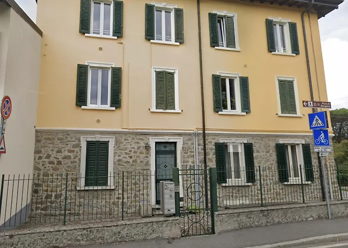 Apartamento Vista Sui Colli Di Ai Piedi Di Citta Alta *